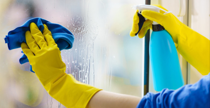 家政保洁的步骤是什么？擦窗户-洁当家家政服务公司